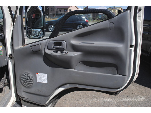 日野デュトロクレーン3段小型（2t・3t）[写真23]