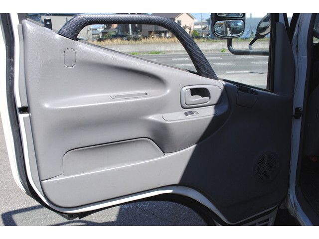 日野デュトロクレーン3段小型（2t・3t）[写真24]