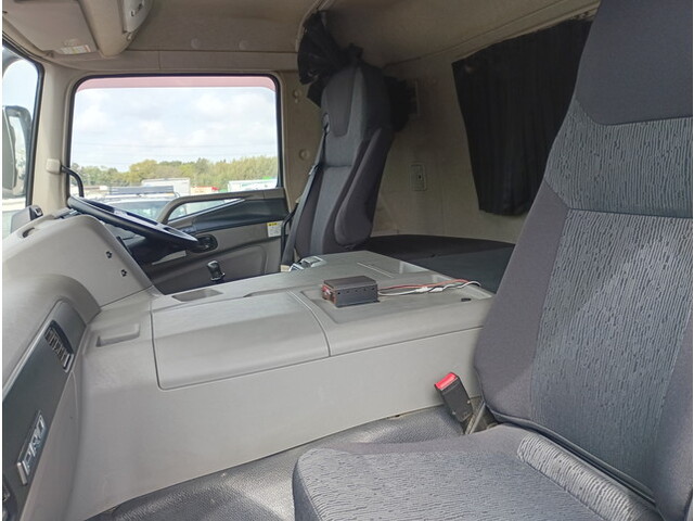 三菱ふそうスーパーグレートダンプ大型（10t）[写真25]