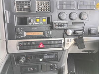 三菱ふそうスーパーグレートダンプ大型（10t）[写真28]