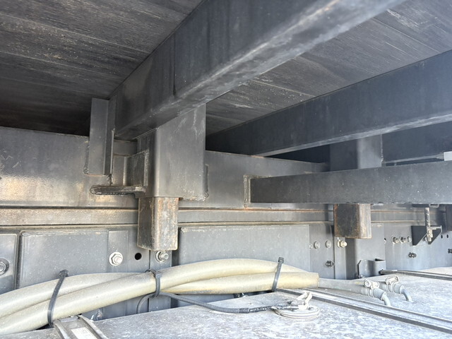 日野プロフィアアルミブロック大型（10t）[写真17]