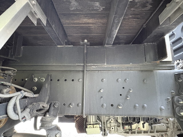 日野プロフィアアルミブロック大型（10t）[写真27]