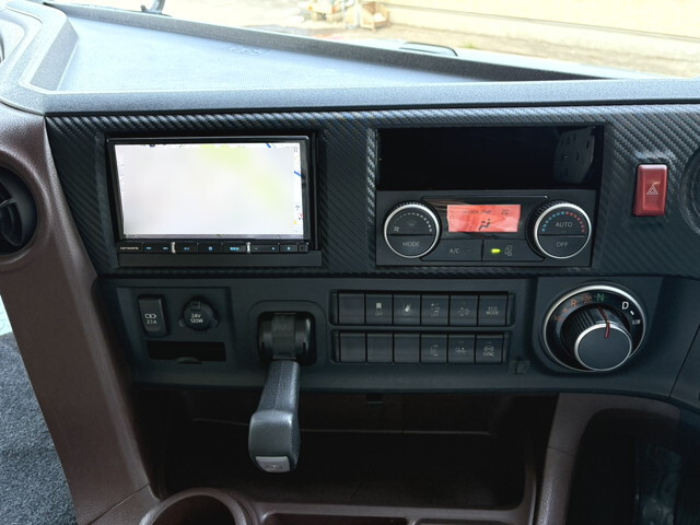 日野プロフィアアルミブロック大型（10t）[写真29]