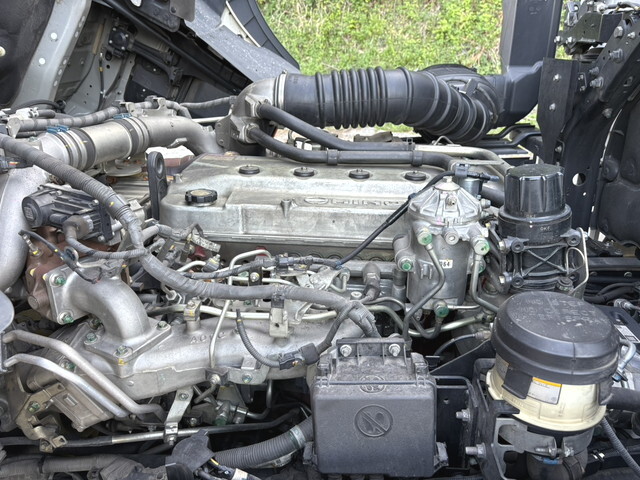 日野プロフィアアルミブロック大型（10t）[写真32]