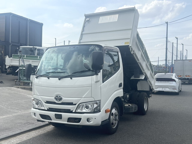 トヨタトヨエースダンプ小型（2t・3t）[写真03]