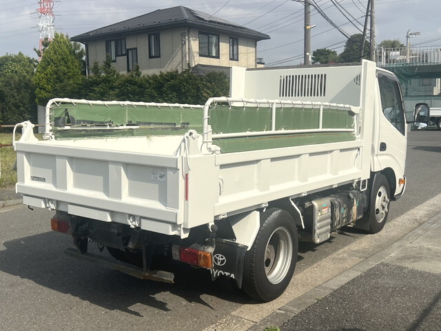 トヨタトヨエースダンプ小型（2t・3t）[写真04]
