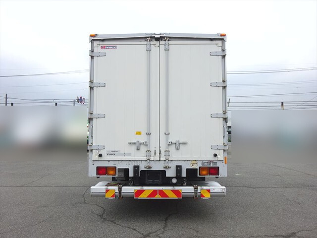 三菱ふそうファイターアルミウイング増トン（6t・8t）[写真11]