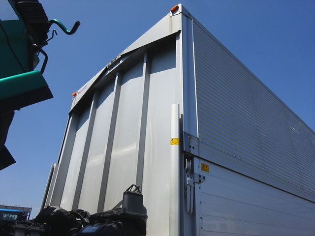 三菱ふそうファイターアルミウイング増トン（6t・8t）[写真38]