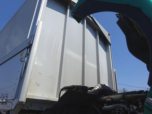 三菱ふそうファイターアルミウイング増トン（6t・8t）[写真40]