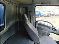 いすゞフォワードアルミブロック中型（4t）[写真24]