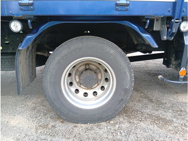 いすゞフォワードアルミブロック中型（4t）[写真33]