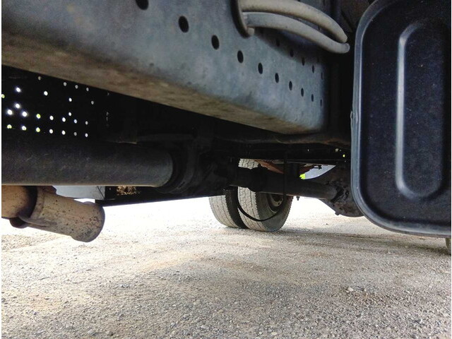 いすゞフォワードアルミブロック中型（4t）[写真38]