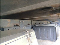 いすゞフォワードアルミブロック中型（4t）[写真40]