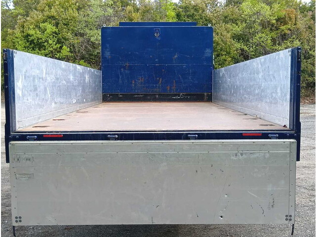 いすゞフォワードアルミブロック中型（4t）[写真07]