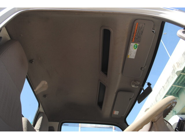 日野デュトロクレーン4段小型（2t・3t）[写真30]