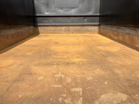 UDトラックスコンドル深ダンプ（土砂禁ダンプ）中型（4t）[写真13]