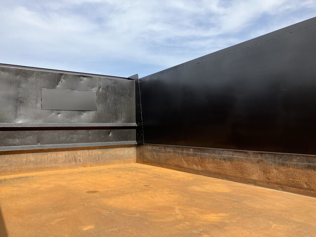 UDトラックスコンドル深ダンプ（土砂禁ダンプ）中型（4t）[写真14]