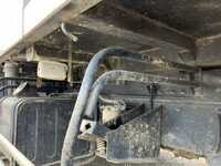 UDトラックスコンドル深ダンプ（土砂禁ダンプ）中型（4t）[写真23]