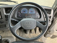 UDトラックスコンドル深ダンプ（土砂禁ダンプ）中型（4t）[写真35]