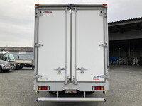 いすゞエルフアルミウイング小型（2t・3t）[写真12]