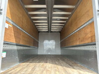 いすゞフォワードアルミウイング中型（4t）[写真13]