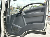 いすゞフォワードアルミウイング中型（4t）[写真19]