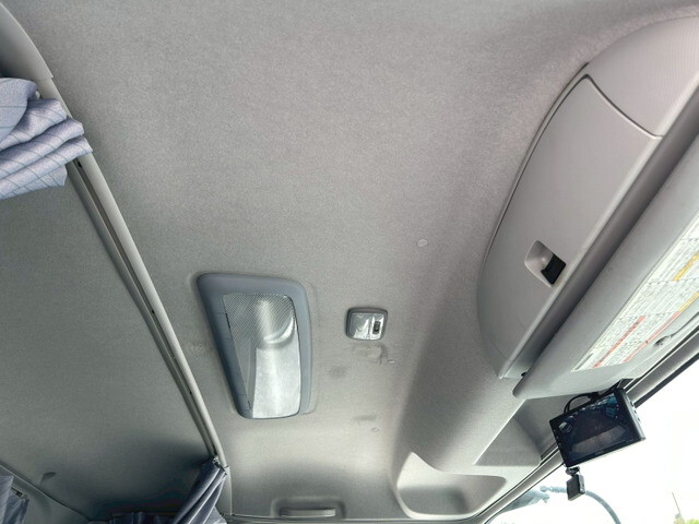 いすゞフォワードアルミウイング中型（4t）[写真19]