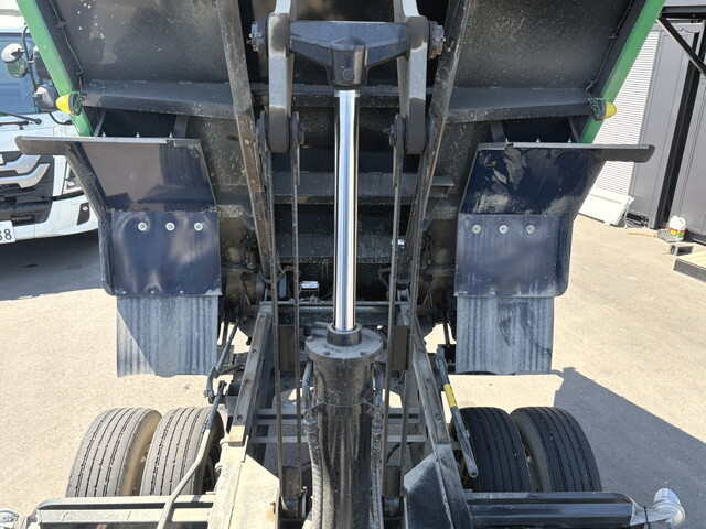 三菱ふそうファイターダンプ増トン（6t・8t）[写真14]