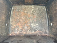 いすゞフォワードパッカー車（塵芥車）増トン（6t・8t）[写真13]