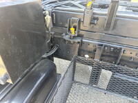 いすゞフォワードパッカー車（塵芥車）増トン（6t・8t）[写真37]