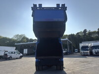 いすゞフォワードパッカー車（塵芥車）増トン（6t・8t）[写真10]