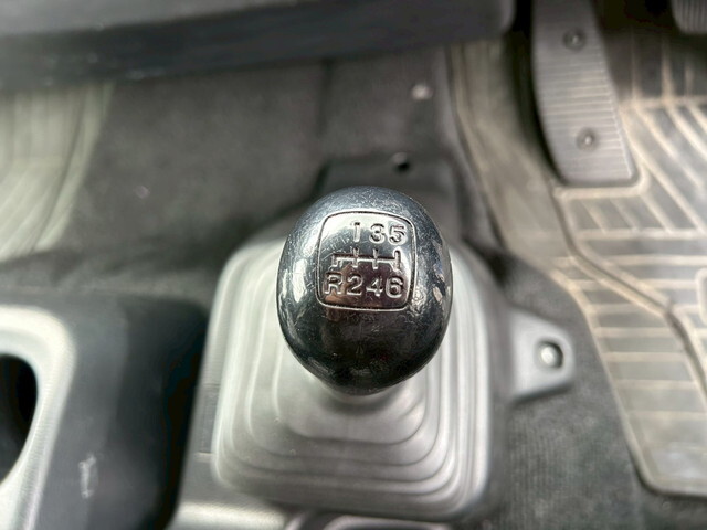 日野レンジャーアルミウイング中型（4t）[写真15]