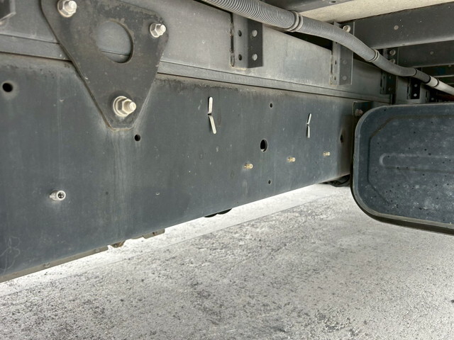 日野レンジャーアルミウイング中型（4t）[写真34]