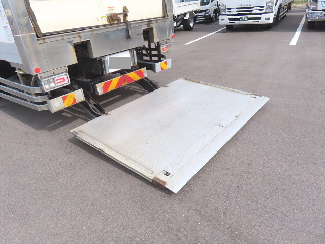 日野プロフィア冷凍車（冷蔵車）大型（10t）[写真32]