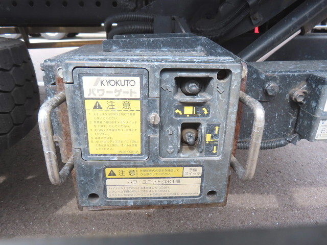 日野プロフィア冷凍車（冷蔵車）大型（10t）[写真35]