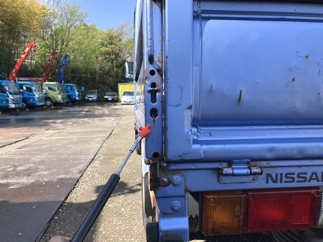 日産アトラス深ダンプ（土砂禁ダンプ）小型（2t・3t）[写真29]