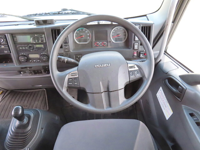 いすゞフォワード冷凍車（冷蔵車）増トン（6t・8t）[写真22]