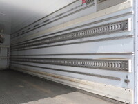 いすゞフォワード冷凍車（冷蔵車）増トン（6t・8t）[写真32]