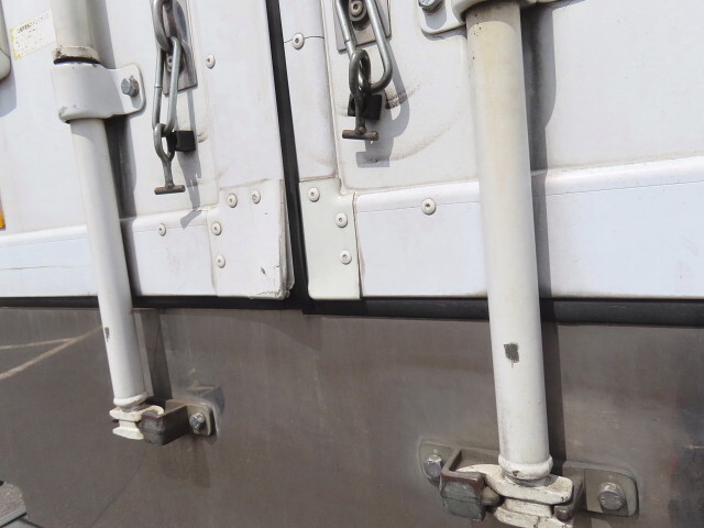 いすゞフォワード冷凍車（冷蔵車）増トン（6t・8t）[写真39]