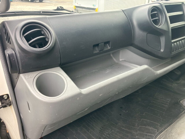 日野デュトロ幌車小型（2t・3t）[写真33]