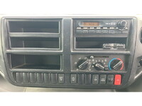 日野デュトロ幌車小型（2t・3t）[写真35]