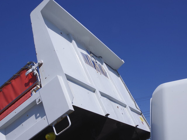 三菱ふそうファイターダンプ中型（4t）[写真11]