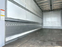 日野レンジャーアルミウイング中型（4t）[写真13]