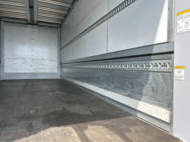 日野レンジャーアルミウイング中型（4t）[写真14]