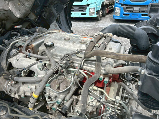 日野レンジャーアルミウイング中型（4t）[写真28]