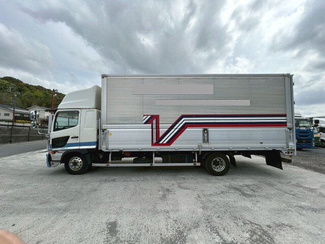 日野レンジャーアルミウイング中型（4t）[写真04]