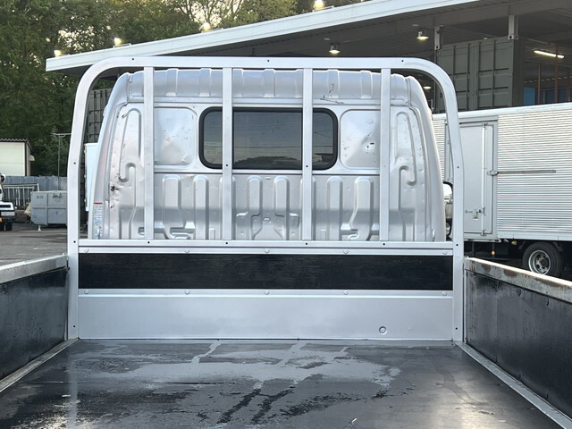 日野デュトロ平ボディ小型（2t・3t）[写真12]