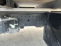 日野デュトロ平ボディ小型（2t・3t）[写真30]