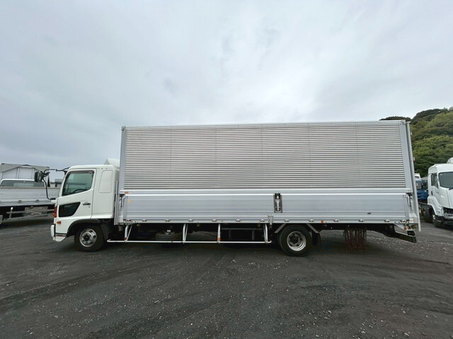 日野レンジャーアルミウイング中型（4t）[写真10]