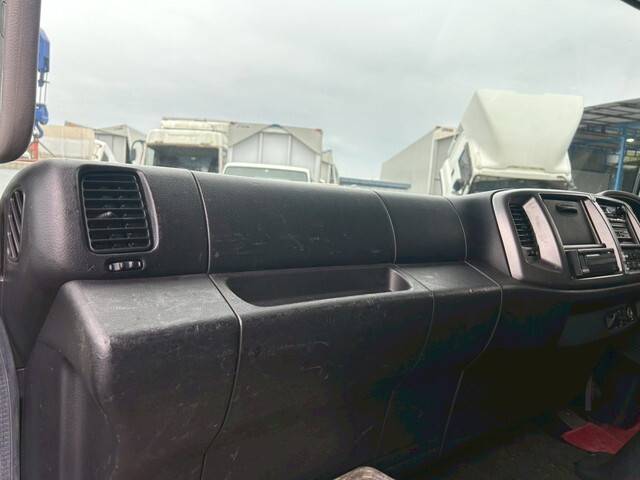 日野レンジャーアルミウイング中型（4t）[写真34]